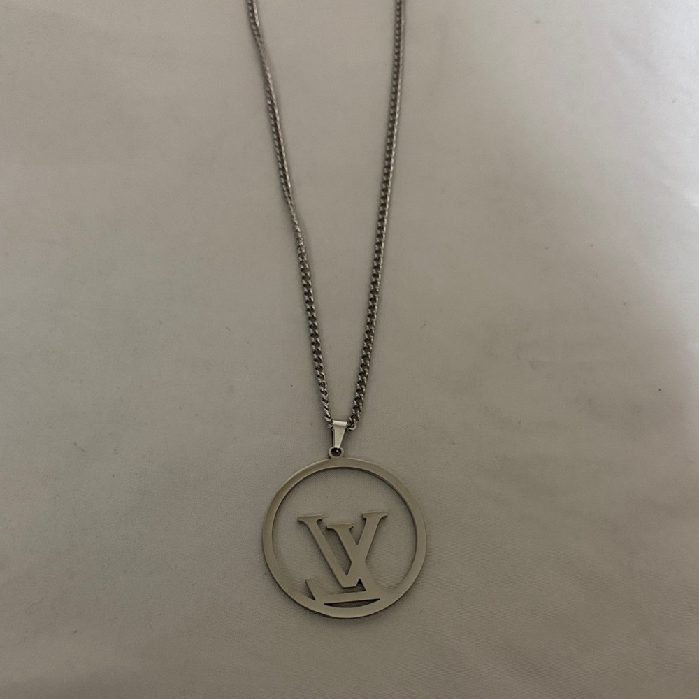 Louis Vuitton Silver Round LV Logo Pendant Necklace